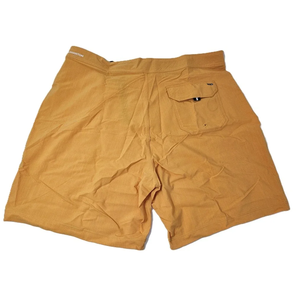 Hurley Phantom Naturals 18